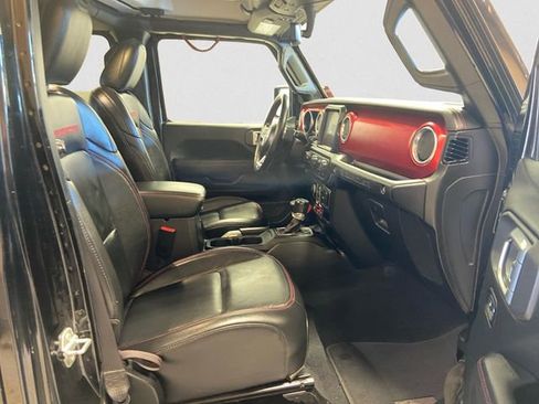 Used 2020 Jeep Wrangler Unlimited Rubicon w/ Dual Top Group image 16