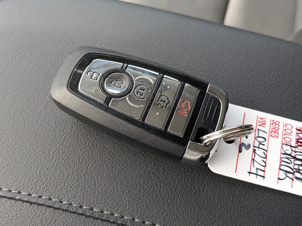 Used 2025 Lincoln Navigator Reserve AWD/4WD image 31