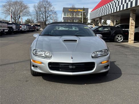 Used 2002 Chevrolet Camaro Z28 w/ SS Performance/Appearance Pkg RWD image 2