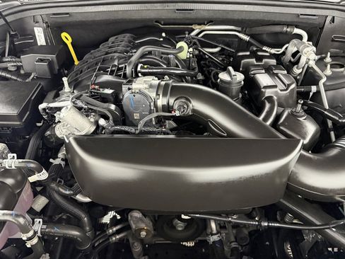 Used 2024 Dodge Durango GT image 38