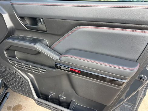 Used 2025 Toyota Tacoma TRD Pro image 32