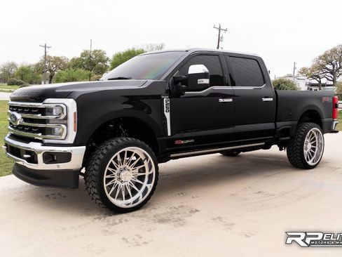 Used 2024 Ford F250 King Ranch w/ Chrome Package image 5