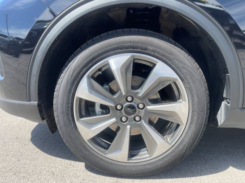 Used 2024 Ford Escape Platinum AWD/4WD image 32
