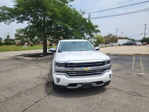 Used 2018 Chevrolet Silverado 1500 High Country w/ LPO, Protection Package AWD/4WD image 6