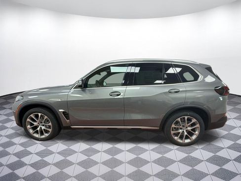 Used 2026 BMW X5 xDrive40i AWD/4WD image 2