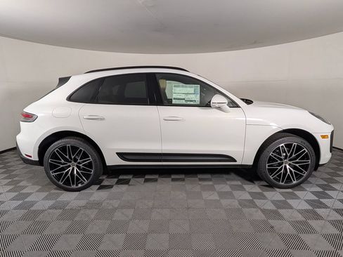 New 2026 Porsche Macan AWD/4WD image 8