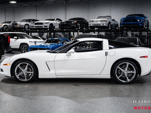 Used 2012 Chevrolet Corvette Coupe image 2