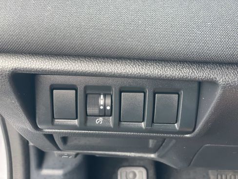 Used 2021 Subaru Outback Premium w/ Popular Package #1 AWD/4WD image 17