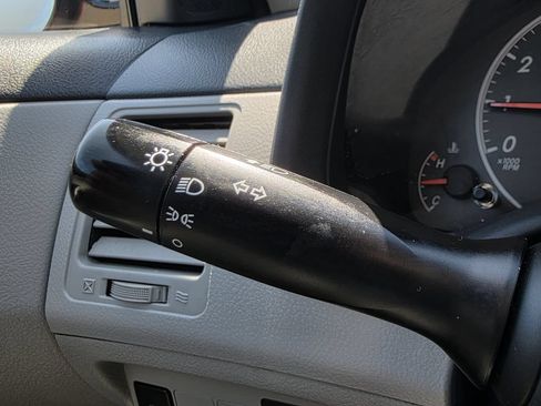 Used 2011 Toyota Corolla LE FWD image 30
