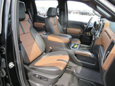 Certified 2020 Chevrolet Silverado 1500 High Country AWD/4WD image 25