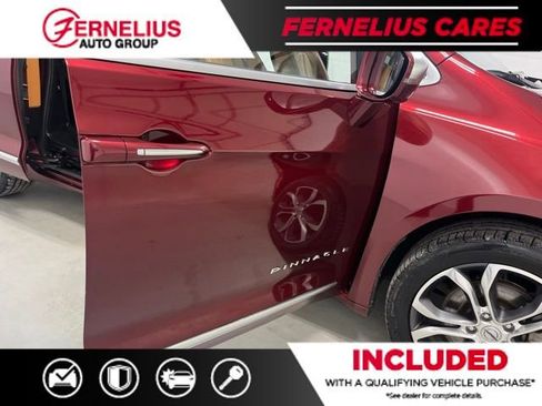 Used 2021 Chrysler Pacifica Pinnacle AWD/4WD image 9