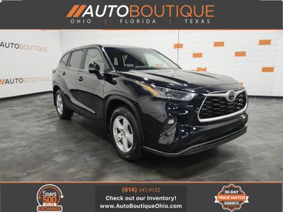 Used 2023 Toyota Highlander LE