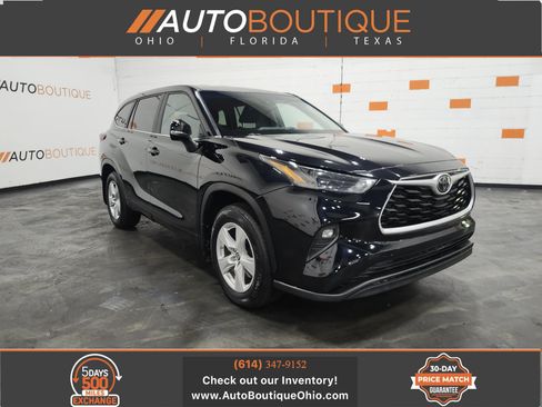 Used 2023 Toyota Highlander LE AWD/4WD image 1