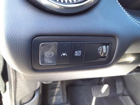 New 2025 Chevrolet Blazer EV LT image 15