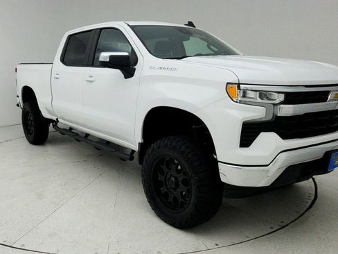 Used 2024 Chevrolet Silverado 1500 LT w/ Protection Package AWD/4WD image 2