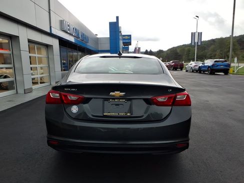 Used 2018 Chevrolet Malibu LT FWD image 6