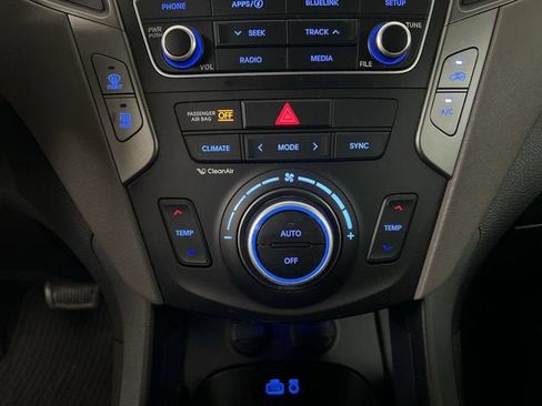 Used 2017 Hyundai Santa Fe Sport FWD image 17