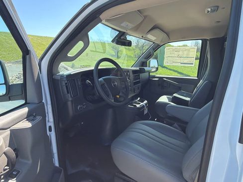 New 2025 GMC Savana 2500 w/ Driver Convenience Package image 20