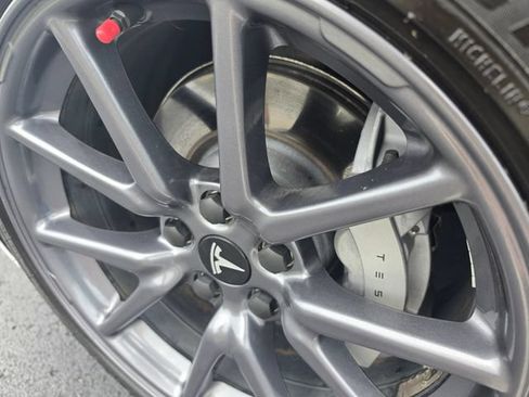 Used 2020 Tesla Model 3 Standard Range Plus RWD image 14