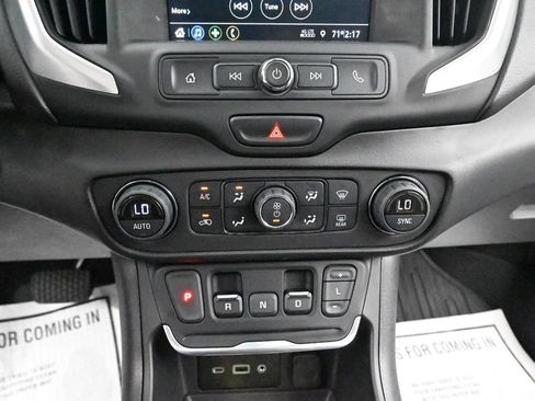Used 2021 GMC Terrain SLE w/ Driver Convenience Package AWD/4WD image 15