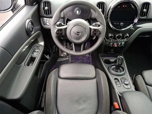Certified 2023 MINI Cooper Countryman S w/ Signature Upholstery Package image 11