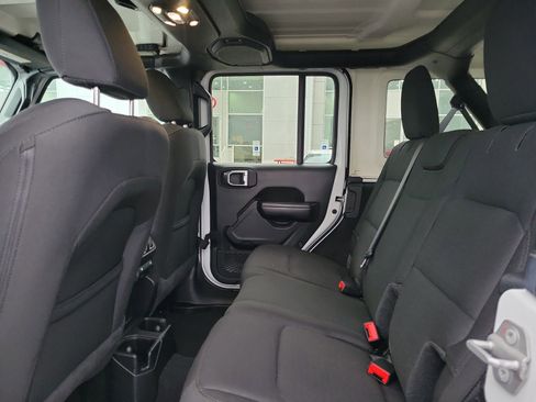Used 2020 Jeep Wrangler Unlimited Sport AWD/4WD image 11