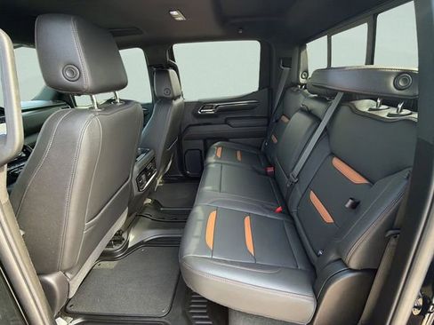 Used 2024 GMC Sierra 1500 AT4 w/ Technology Package image 17