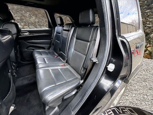 Used 2014 Jeep Grand Cherokee Overland image 23
