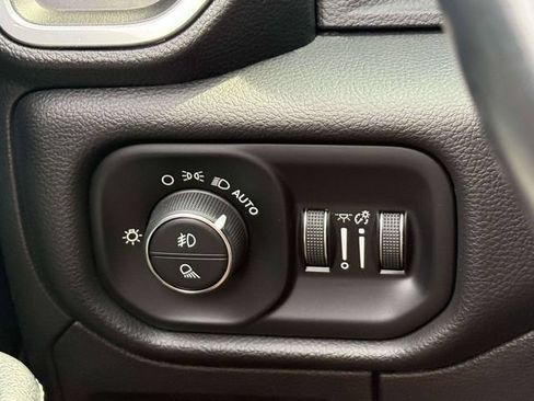 Used 2023 RAM 1500 Laramie AWD/4WD image 21