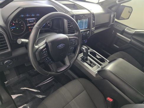 Used 2017 Ford F150 XLT w/ Equipment Group 302A Luxury image 11