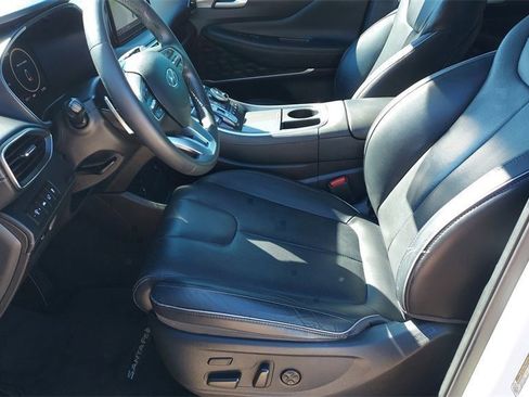 Used 2021 Hyundai Santa Fe Limited image 18