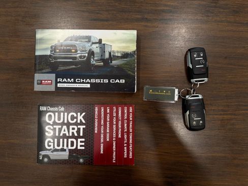 Used 2021 RAM 4500 Laramie AWD/4WD image 37