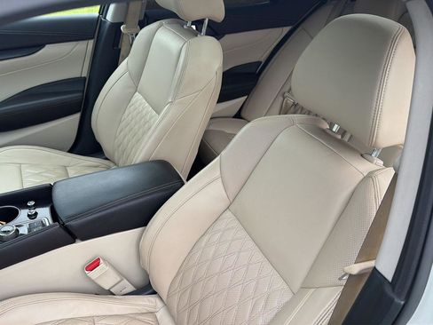 Used 2023 Nissan Maxima Platinum w/ Sport Mat Group FWD image 31