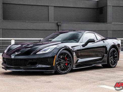 Used 2015 Chevrolet Corvette Z06 w/ 2LZ Preferred Equipment Group image 38