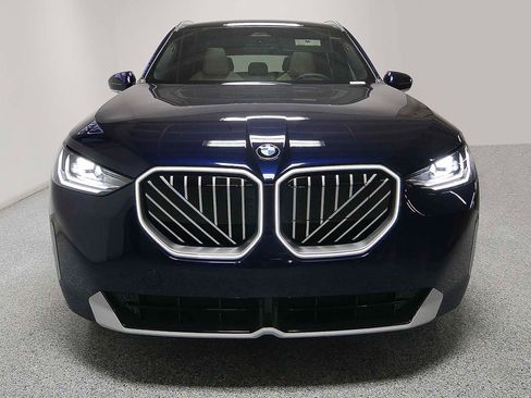 Used 2026 BMW X3 xDrive30 image 2
