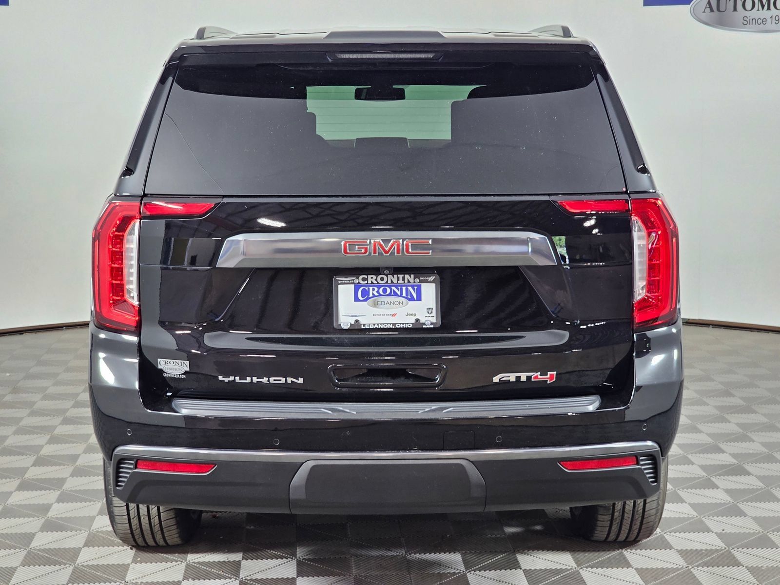 Used 2021 GMC Yukon AT4 w/ Rear Media and Nav Package AWD/4WD image 33