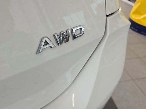 Used 2020 Nissan Rogue S image 11