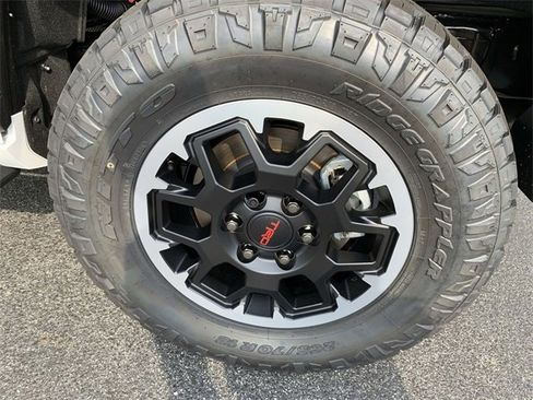 New 2025 Toyota 4Runner TRD Off-Road image 34