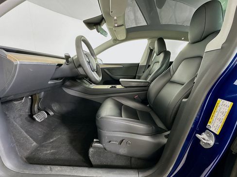 Used 2023 Tesla Model Y Long Range image 13