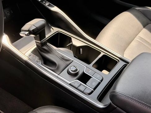Used 2024 Kia Sorento S FWD image 18