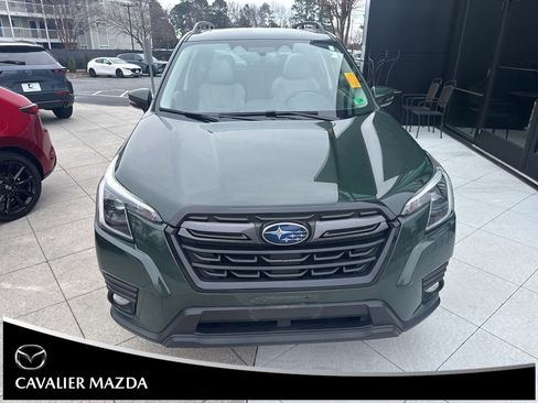 Used 2023 Subaru Forester Limited w/ Popular Package #2 image 2