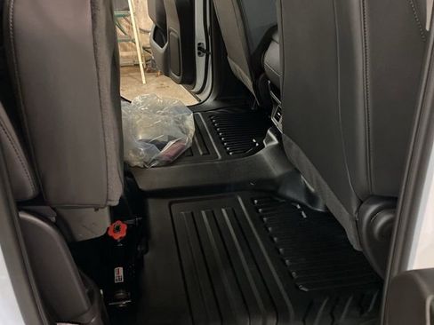 New 2025 GMC Sierra 2500 Pro w/ Convenience Package image 16