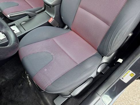 Used 2006 MAZDA MAZDA3 s FWD image 40