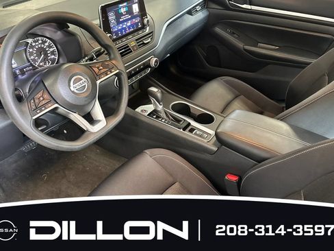 Used 2022 Nissan Altima 2.5 SV AWD/4WD image 10