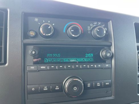 Used 2023 Chevrolet Express 2500 w/ Driver Convenience Package image 15