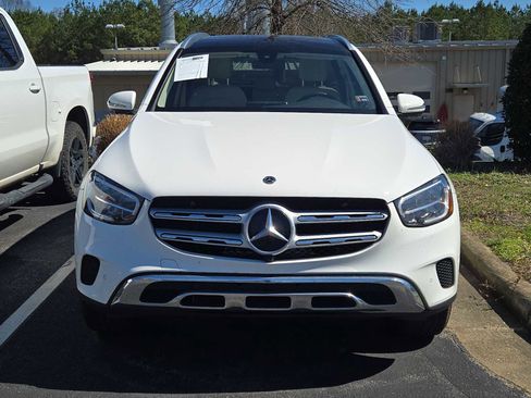 Used 2021 Mercedes-Benz GLC 300 image 2