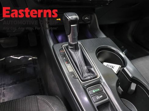 Used 2022 Honda Civic EX image 13