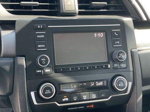 Used 2019 Honda Civic LX image 6