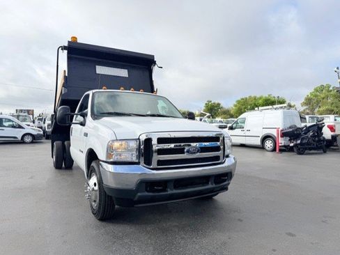Used 2001 Ford F350 XL image 4