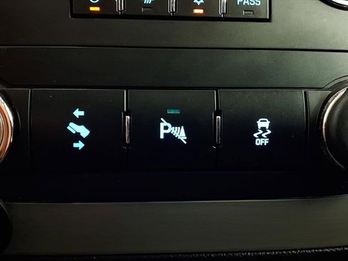 Used 2013 Chevrolet Silverado 1500 LTZ w/ LTZ Plus Package image 22